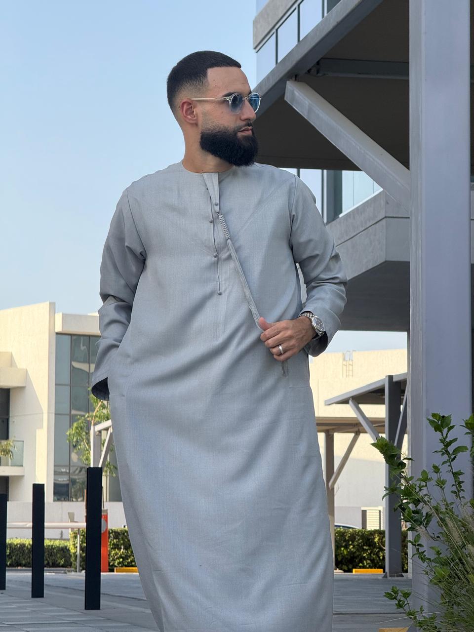QAMIS ANIS